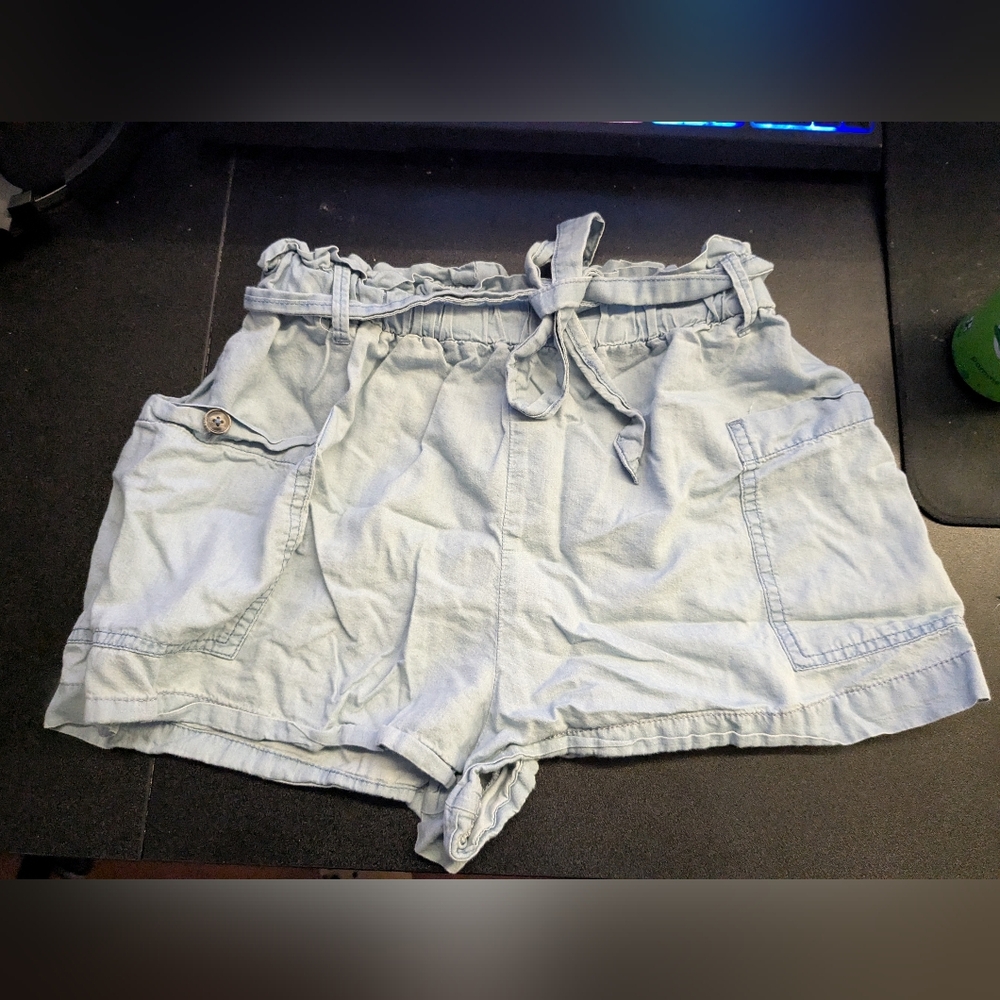 🌼5 For 20$🌼Design Lab Lord & Taylor Light Blue High Waist Shorts